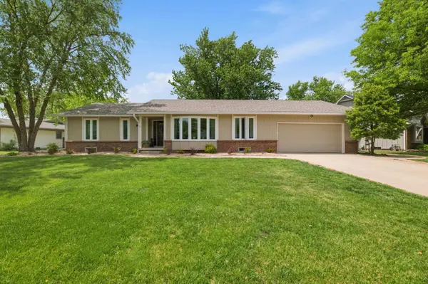 2245 N Longwood, Wichita, KS 67226