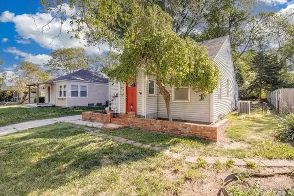 560 S Yale, Wichita, KS 67218
