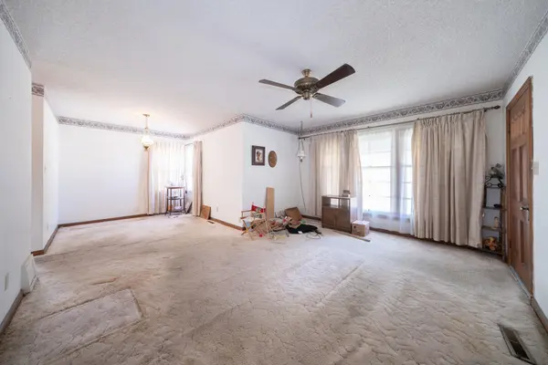 1511 N Burns St, Wichita, KS 67203