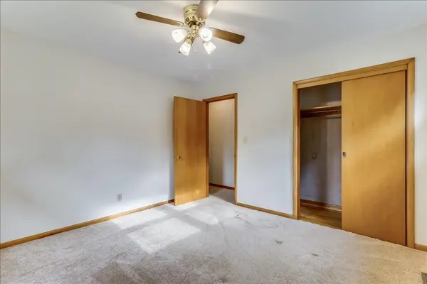 901 N El Paso Dr, Derby, KS 67037