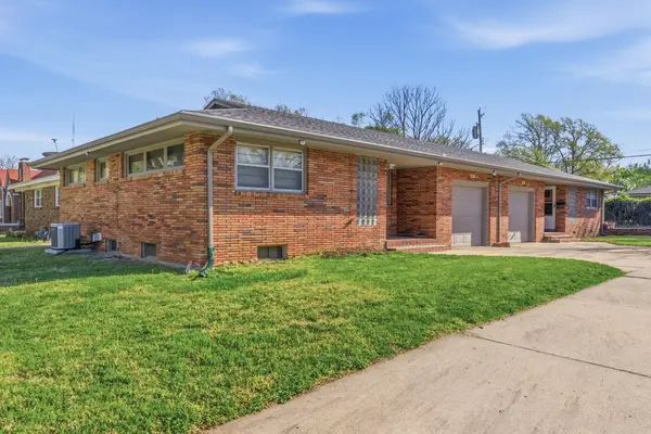 522 N Fountain, Wichita, KS 67208