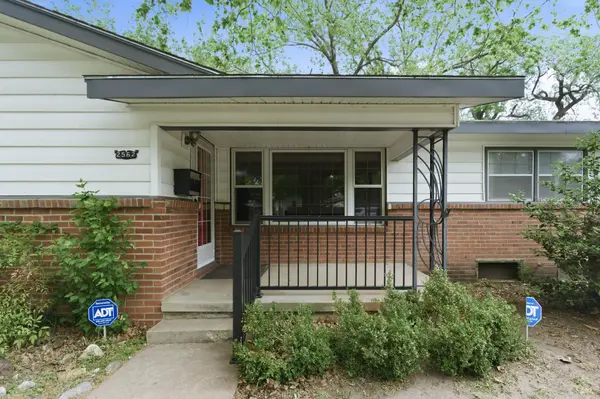 2562 S Minnesota Ave, Wichita, KS 67216