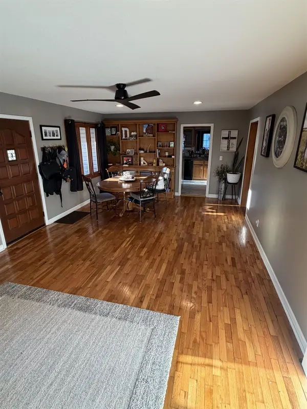 250 N Byron Rd, Wichita, KS 67212