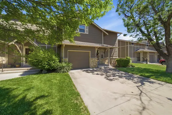 120 N Maize Rd #21, Wichita, KS 67212