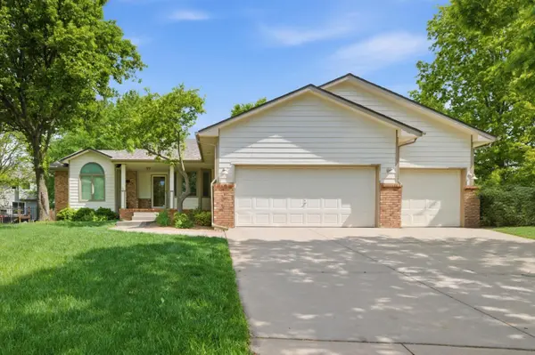 9414 W Sterling Ct,  Wichita,  KS 67205