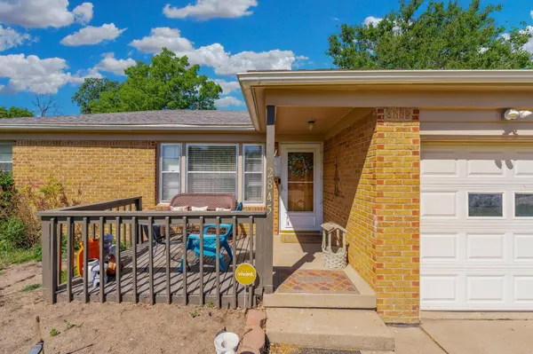 2845 S Laura Ave, Wichita, KS 67216