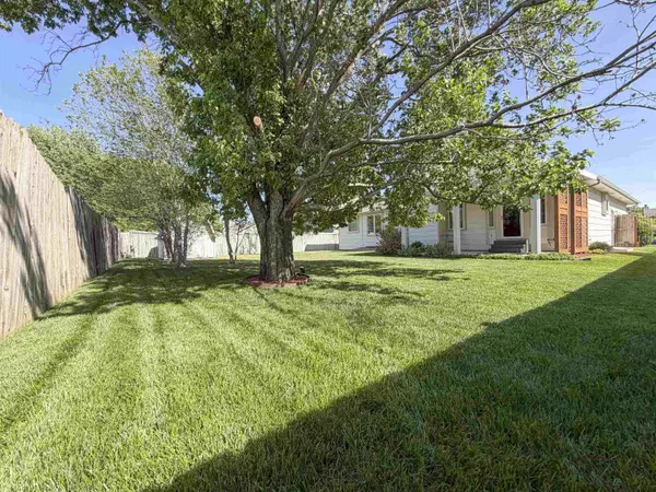 4429 N Westlake Ct., Bel Aire, KS 67220