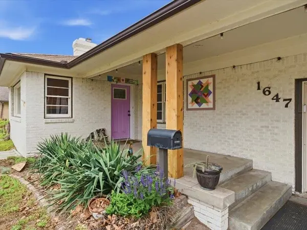 1647 N Clarence, Wichita, KS 67203