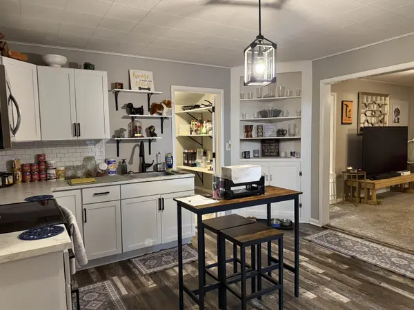 406 W Burns, Norwich, KS 67118