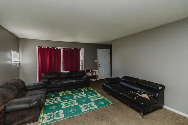 1714 N Oliver, Wichita, KS 67208
