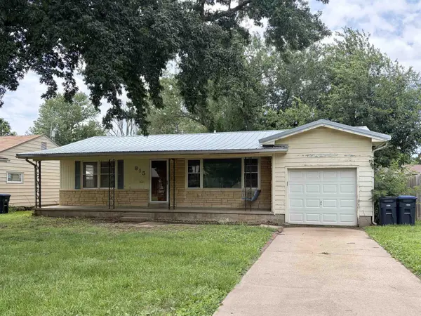 815 S Audrey Dr, El Dorado, KS 67042