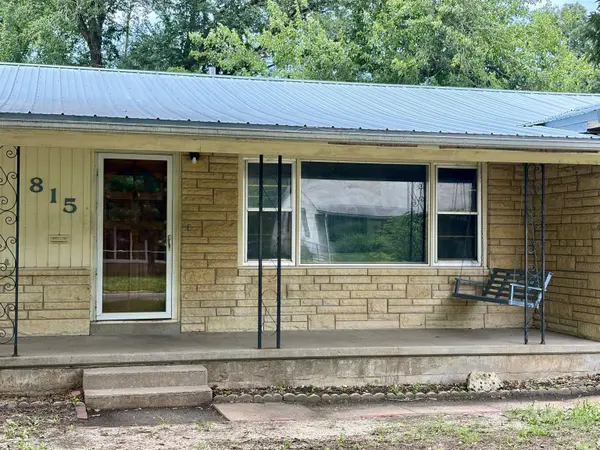 815 S Audrey Dr, El Dorado, KS 67042