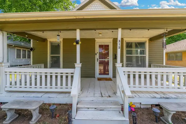 315 S F Street, Wellington, KS 67152