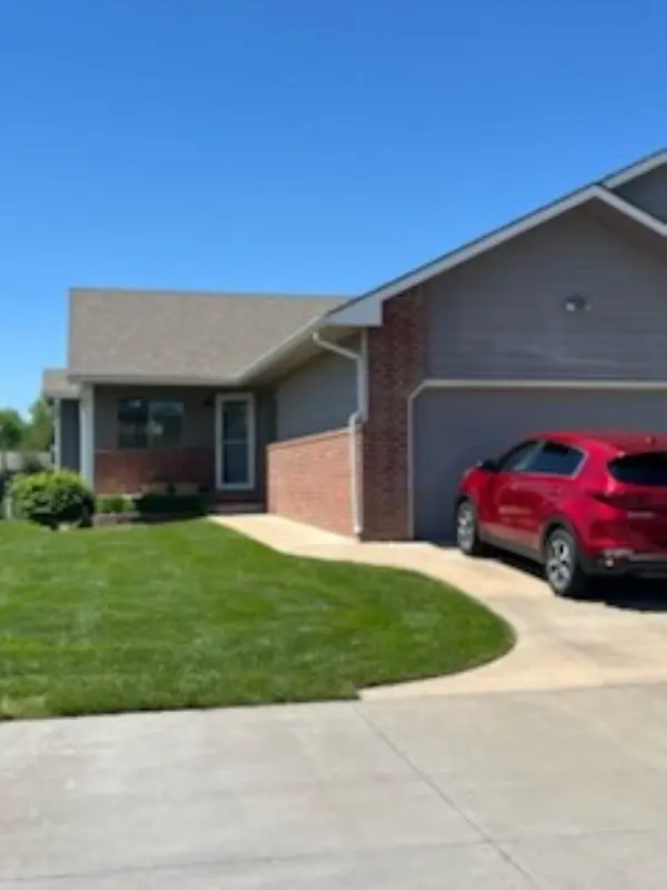 221 Maize RD #19 & 20, Maize, KS 67209