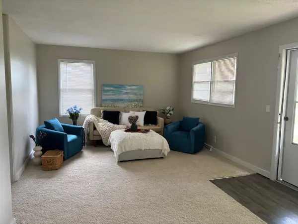 5239 S SPRUCE, Wichita, KS 67216