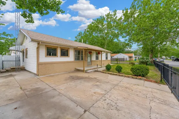 1301 E Gidley, Wichita, KS 67216