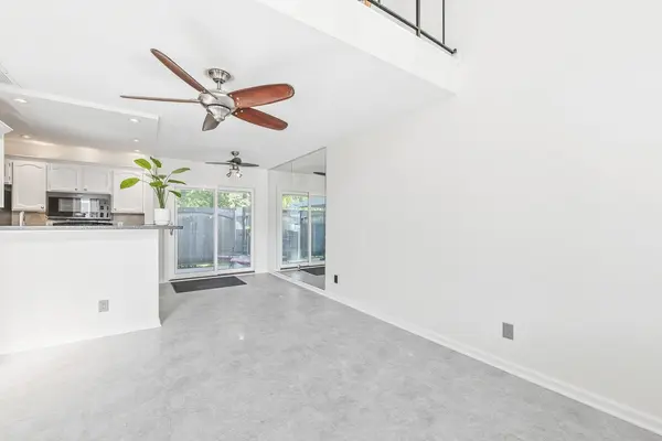 725 N Stackman Dr Unit 9, Wichita, KS 67203