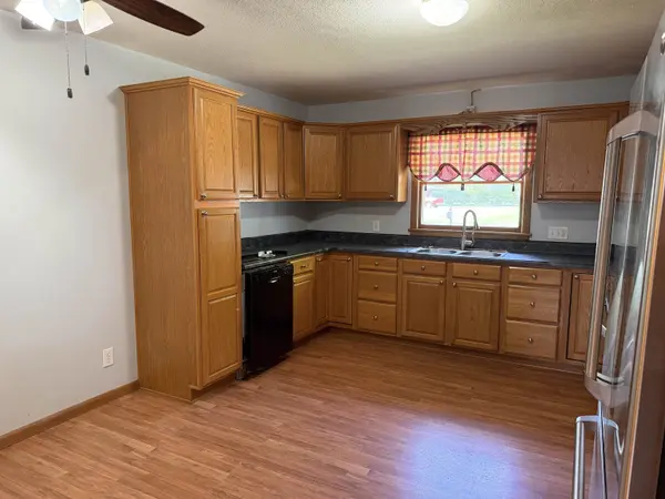 512 Campbell Ave, Clyde, KS 66938