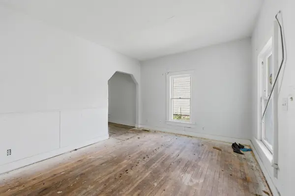 611 S Hydraulic Ave, Wichita, KS 67211