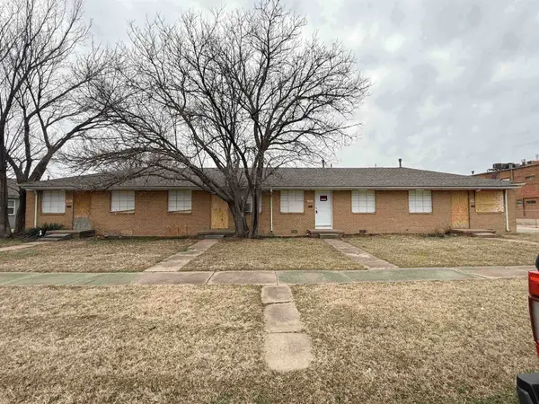 535 S Hunter, Wichita, KS 67207