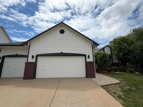 407 Country Hills Ct,  Augusta,  KS 67010