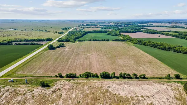 2545 Highway 77, Lincolnville, KS 66858-0000
