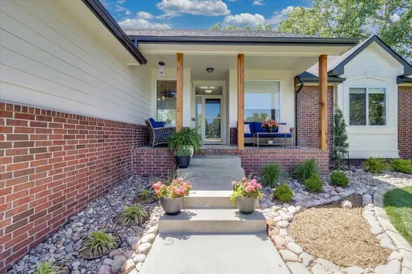 3006 N Ridge Port, Wichita, KS 67205