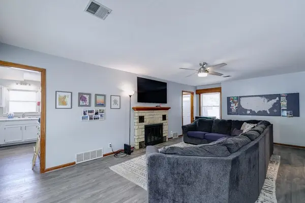 111 N Park St, Winfield, KS 67156