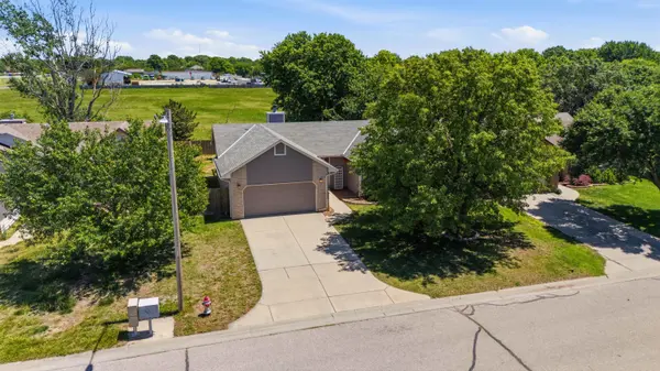 1918 N Stoney Point, Wichita, KS 67212-6497