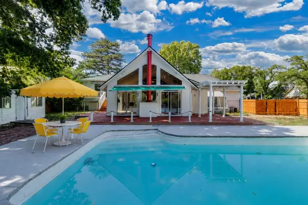 1030 N Vincent Ln, Wichita, KS 67206