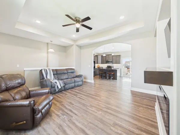 3111 E Reiss Ct, Park City, KS 67219