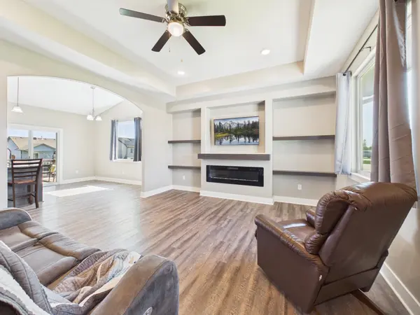 3111 E Reiss Ct, Park City, KS 67219