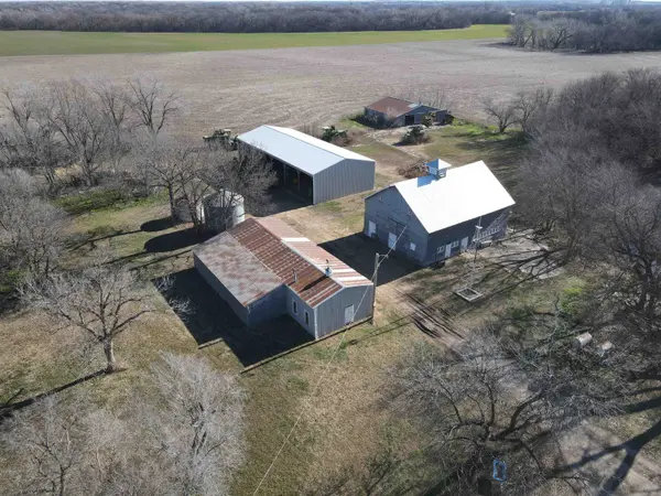 2314 & 2338 E Old Hwy 40, New Cambria, KS 67470