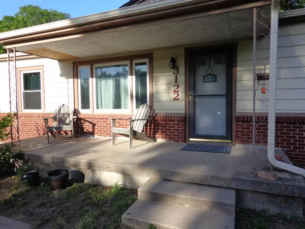 3122 S Everett, Wichita, KS 67217