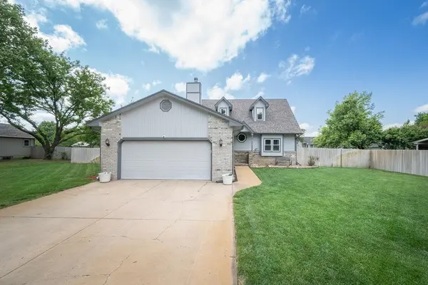 601 E Dover Dr., Valley Center, KS 67147