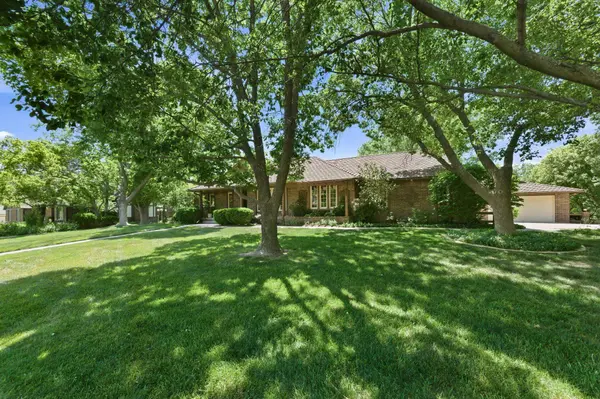 863 N Stagecoach, Wichita, KS 67230