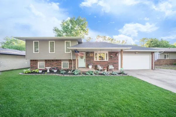 1523 N Rockwood Blvd, Mulvane, KS 67110