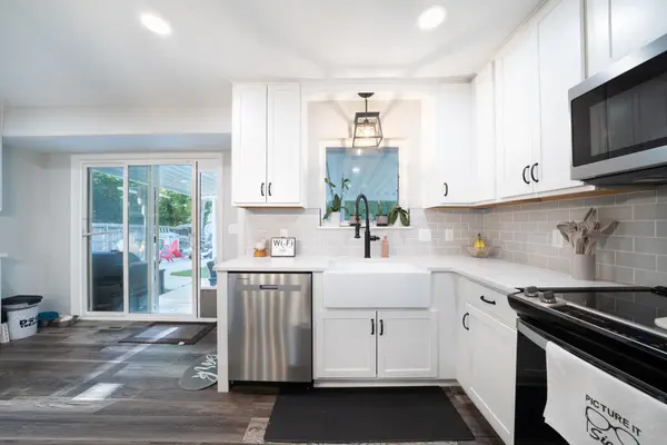 1523 N Rockwood Blvd, Mulvane, KS 67110