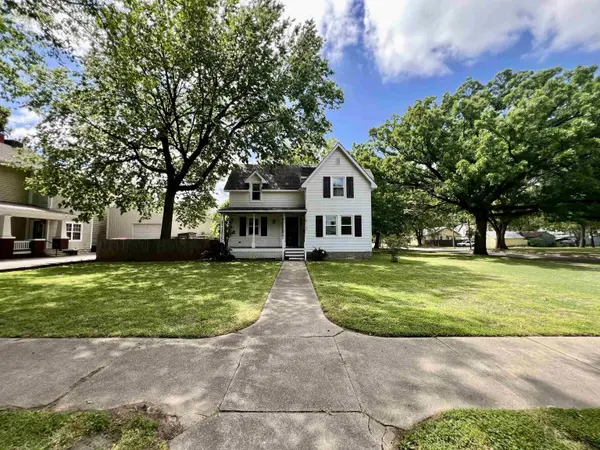 1103 Mansfield, Winfield, KS 67156