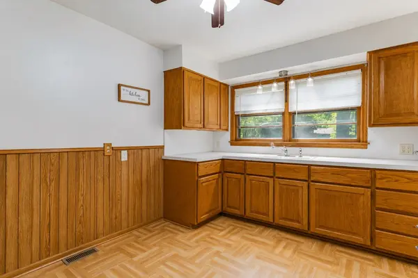 317 S Stearns, Haysville, KS 67060