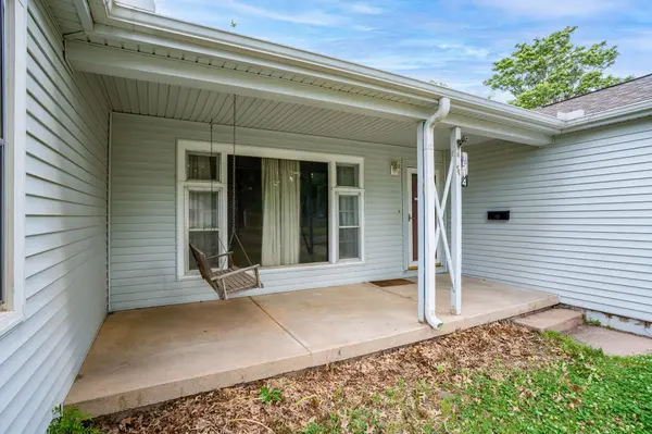 1514 W 16th St N, Wichita, KS 67203