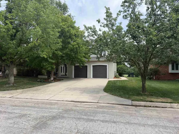 2816 N Tallgrass, Wichita, KS 67226