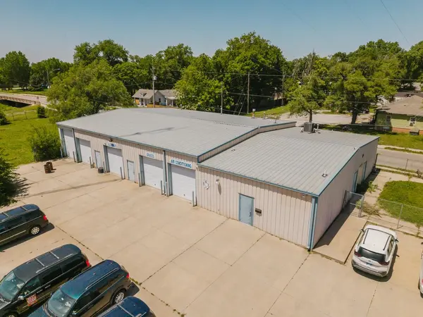 2555 N Market St. & Additional Lots, Wichita, KS 67219