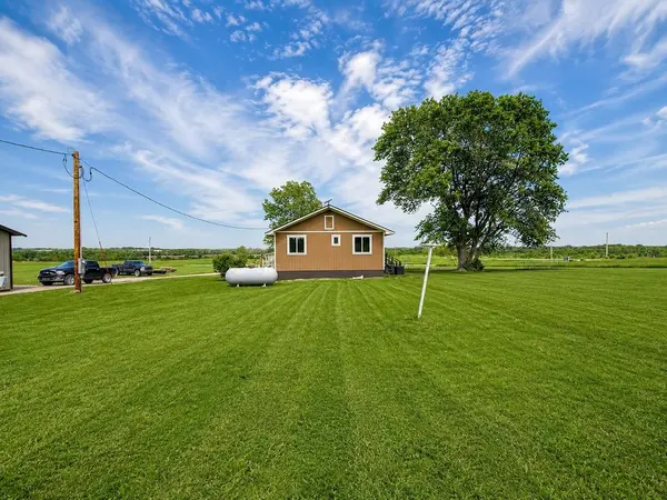 5736 118th rd, Delia, KS 66418
