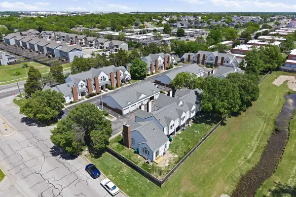 1620 S Longford #101, Wichita, KS 67207