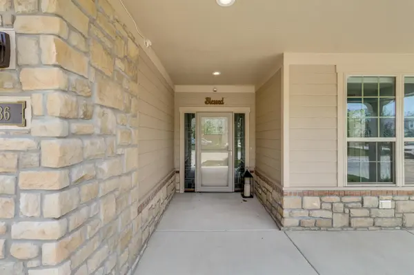 4936 N Prestwick Ave, Bel Aire, KS 67226