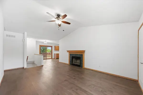 1521 E Rose Lane, Andover, KS 67002