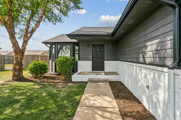 2313 E Spring Hill Dr.,  Goddard,  KS 67052