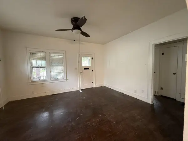 330 W Beloit Ave., Salina, KS 67401