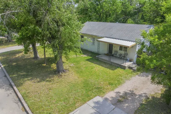 1836 S Bonn, Wichita, KS 67213